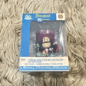 Funko Minis Captain Hook – Disneyland 65th Anniversary #05 (New & Sealed)